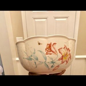 Lenox Butterfly Meadow serving bowl